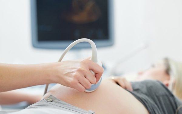 Маловодие во время беременности: причины и последствия