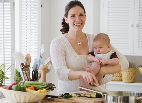 Как повысить лактацию кормящей матери: в домашних условиях